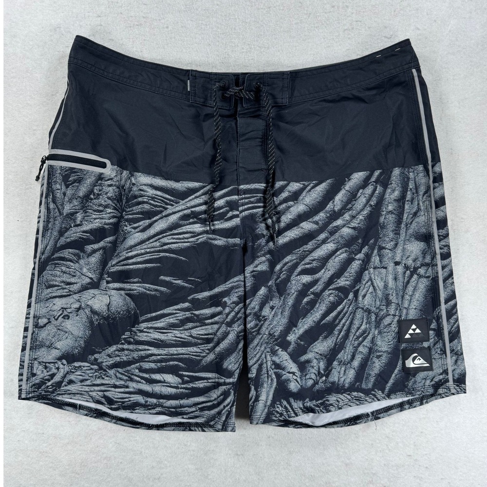 Quiksilver Highline Board Shorts Mens 38 Black Grey Lava Rock Print Swim Trunks